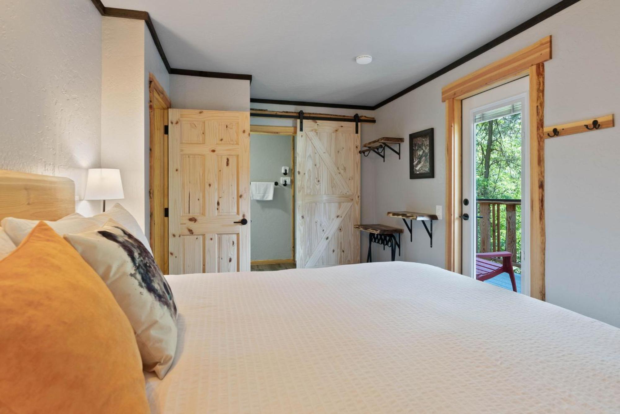 Lake Village Lodge Coeur d'Alene Exterior photo